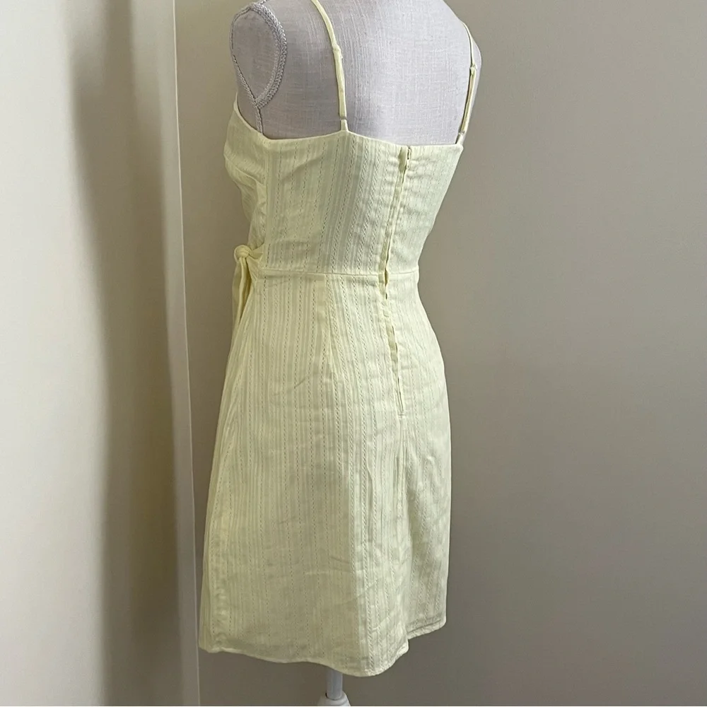 Gianni Bini Wrap Mini Dress. Size Small
